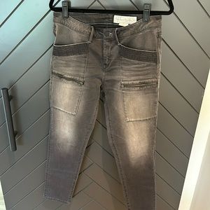 Treasure & Bond (Nordstrom) dark gray moto-styled skinny jeans